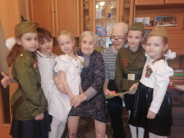 Поздравление с Днем Победы Карояни Лидию Антоновну и ее супруга Серафима Федоровича Поздравление с Днем Победы Карояни Лидию Антоновну и ее супруга Серафима Федоровича.